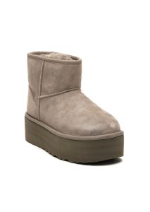 AI23-ugg-1134991SKP_1_P.jpg