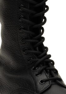 AI24-dr20martens-11820008BLACK_8_P.jpg