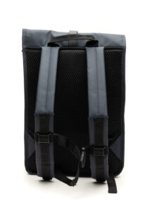 AI24-rains-ROLLTOP20RUCKSACK2013320NAV_2_P.jpg