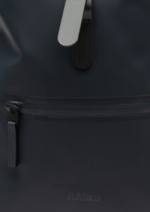 AI24-rains-ROLLTOP20RUCKSACK2013320NAV_8_P.jpg