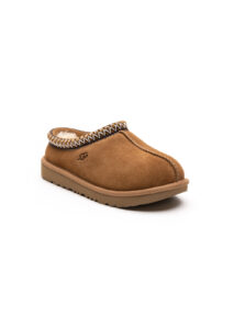 AI24-ugg-1019066KCHE_1_P.jpg