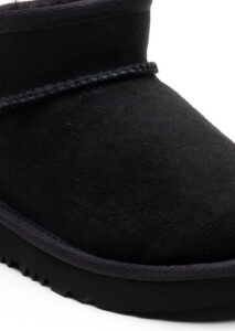 AI24-ugg-1130750KBLK_8_P.jpg