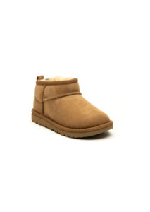 AI24-ugg-1130750KCHE_1_P.jpg