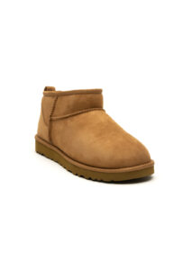 AI24-ugg-1137391CHE_1_P.jpg