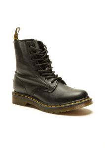 AI24-dr20martens-13512006BLACK_1_P.jpg