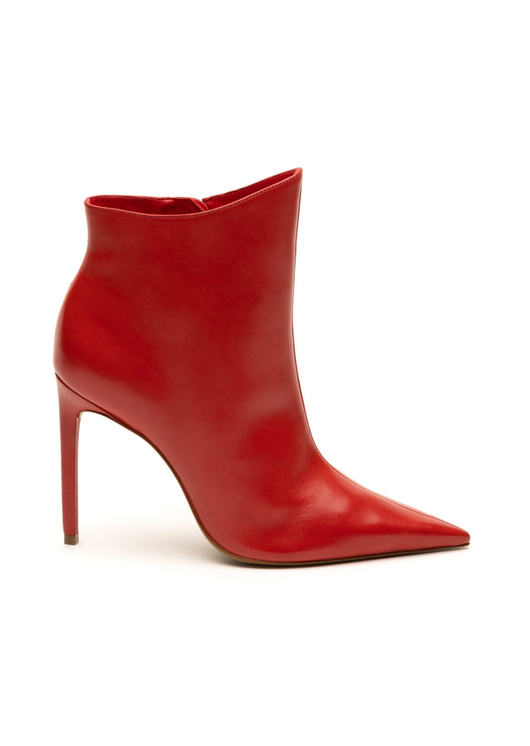 AI24-schutz-S2181100340002RED.jpg