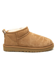 AI24-ugg-1116109CHE.jpg