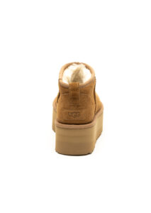 AI24-ugg-1135092CHE_2_P.jpg